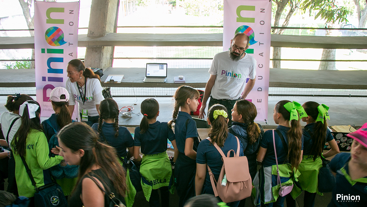 Pinion en la Jalisco Maker Faire